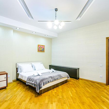 Nizami Apartment By Baku Housing Exterior foto